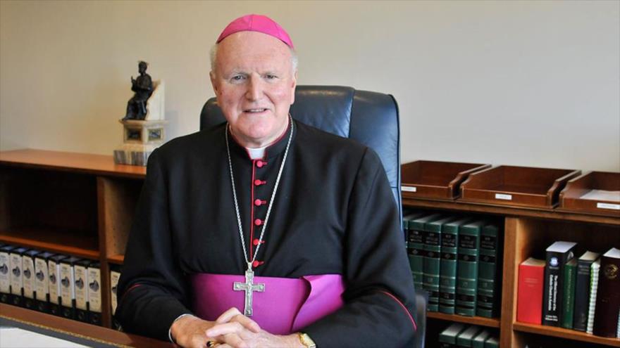 El arzobispo católico de Melbourne, Dennis Hart, en la sede del arzobispado de la mencionada urbe situada en el sur de Australia.