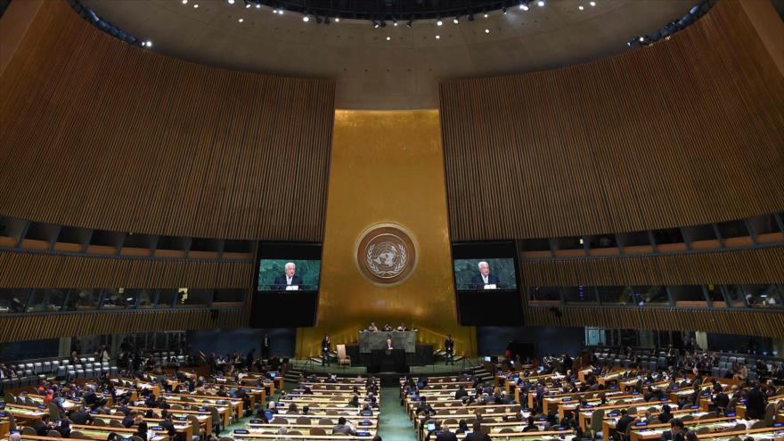 El presidente palestino, Mahmud Abás, habla en la 72 sesión de la Asamblea General de las Naciones Unidas, 20 de septiembre de 2017.