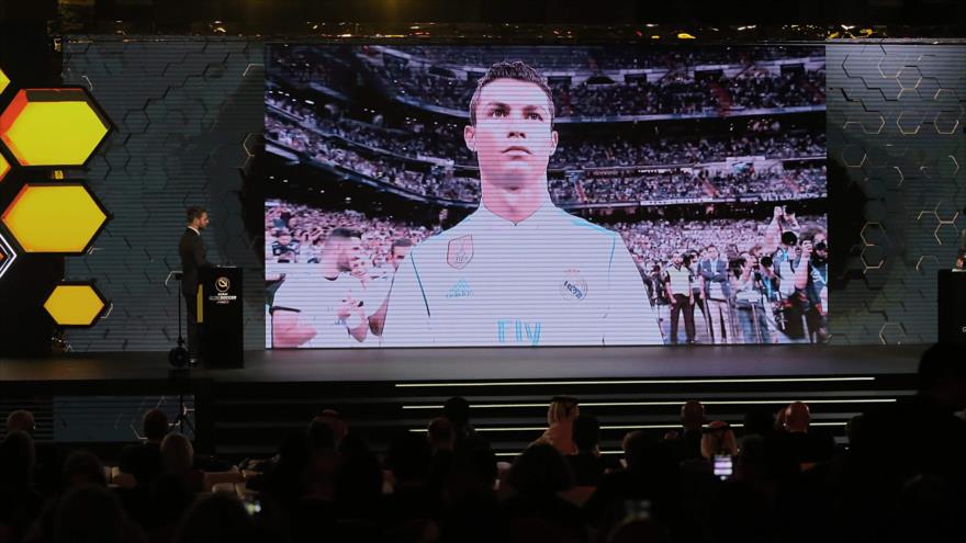 Ronaldo gana el Globe Soccer al mejor jugador del 2017