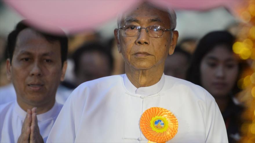 El presidente civil de Myanmar (Birmania) Htin Kyaw asiste a ceremonia de celebración del Año Nuevo, 1 de enero de 2018.