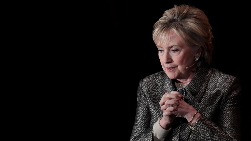 La exsecretaria de Estado de EE.UU., Hillary Clinton, en la Cumbre de Mujeres en el Mundo en el Lincoln Center de Nueva York, 6 de abril de 2017.