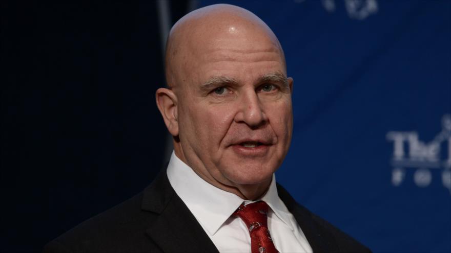 El consejero estadounidense de Seguridad Nacional, H.R. McMaster, da un discurso en Washington, 13 de diciembre de 2017.