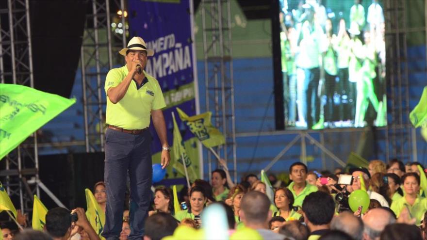 Correa pone en marcha campaña contra el No en consulta popular