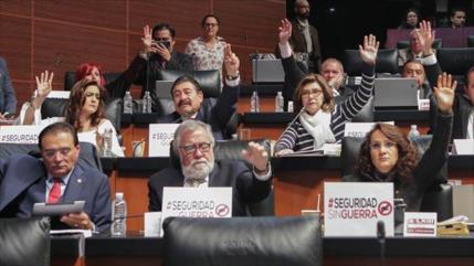 Senadores mexicanos exigen frenar ola de asesinatos de políticos