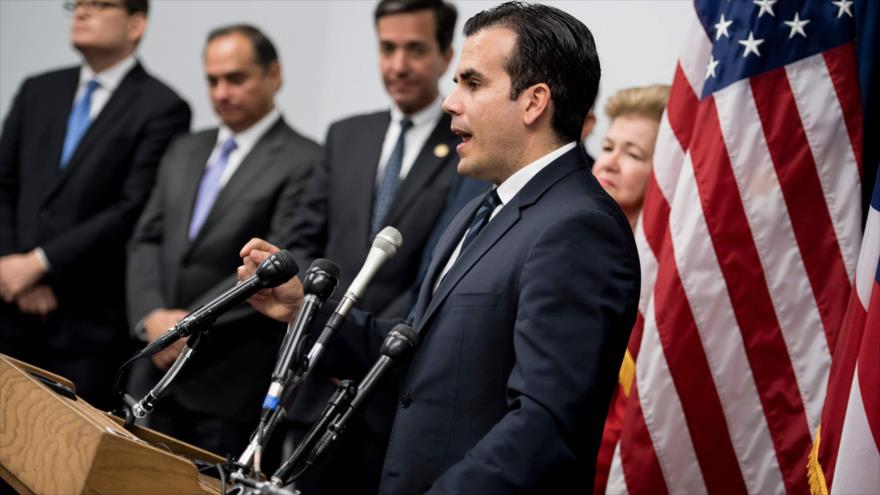 El gobernador de Puerto Rico, Ricardo Rosselló, habla durante una rueda de prensa en Washington D.C., 10 de enero de 2018.