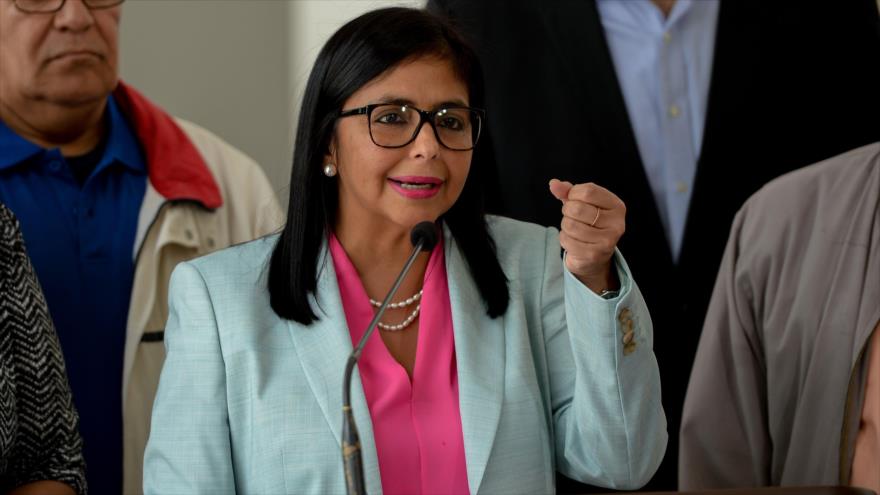 La presidenta de la Asamblea Nacional Constituyente (ANC) de Venezuela, Delcy Rodríguez, durante una conferencia en Caracas, 3 de diciembre de 2017.