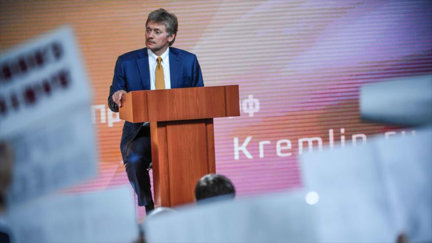 El portavoz del Kremlin, Dmitri Peskov, ofrece una conferencia de prensa en Moscú (capital de Rusia), 14 de diciembre de 2017.