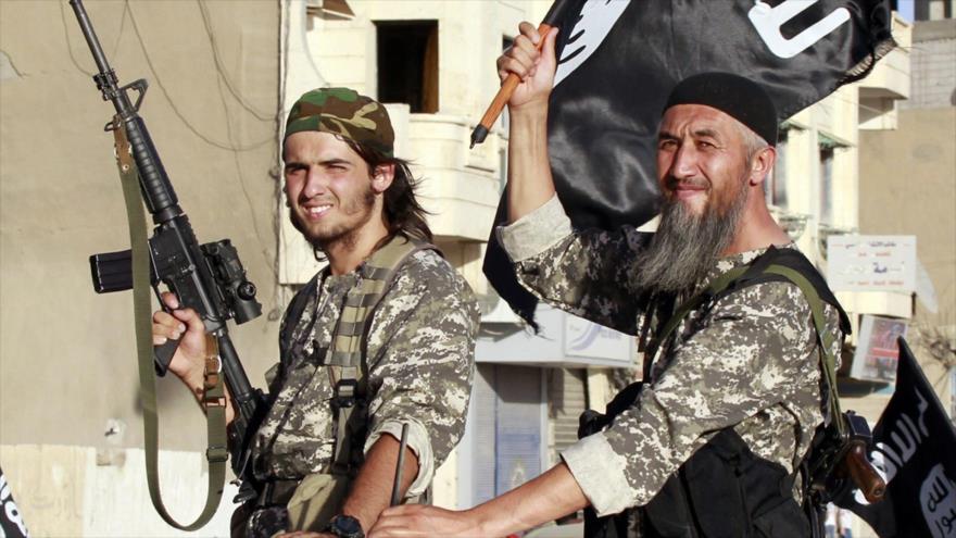 Los miembros del grupo terrorista EIIL (Daesh, en árabe) en Siria.