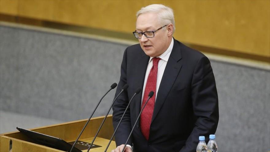 El viceministro de Relaciones Exteriores ruso, Serguéi Riabkov, habla durante un acto oficial. 