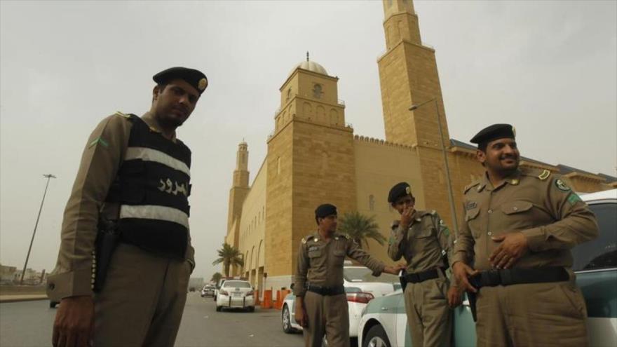Agentes de la policía saudí en la ciudad de Riad, capital de Arabia Saudí.