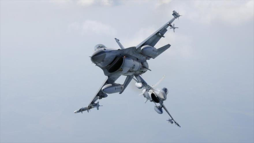 Aviones belgas F-16 interceptan dos bombarderos rusos TU-160 Blackjack sobre el mar del Norte, 15 de enero de 2018.