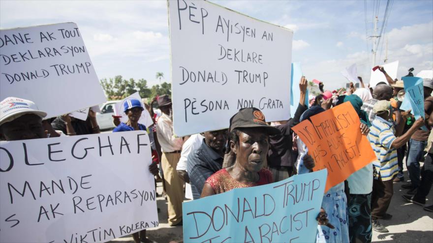 Haitianos protestan ante embajada estadounidense en rechazo palabras de Trump