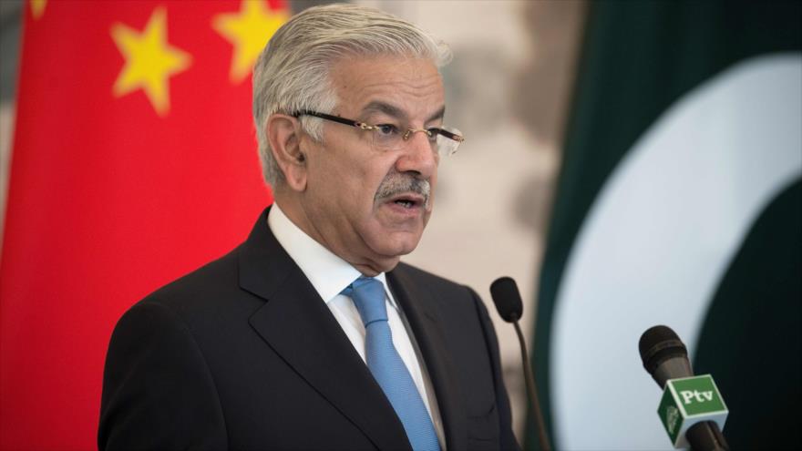 El canciller de Paquistán, Jawaja Asif, durante una conferencia de prensa en Beijing, capital de China, 8 de septiembre de 2017.