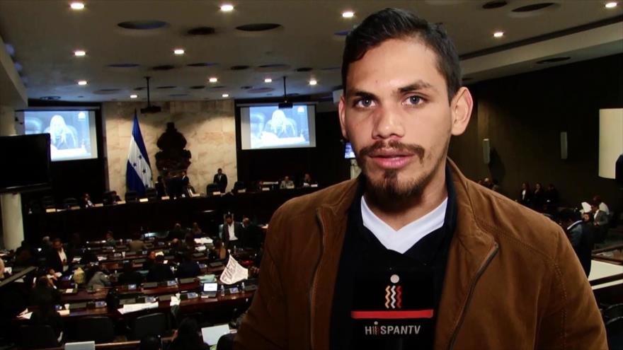 Grupos de poder intentan impulsar una Constituyente en Honduras