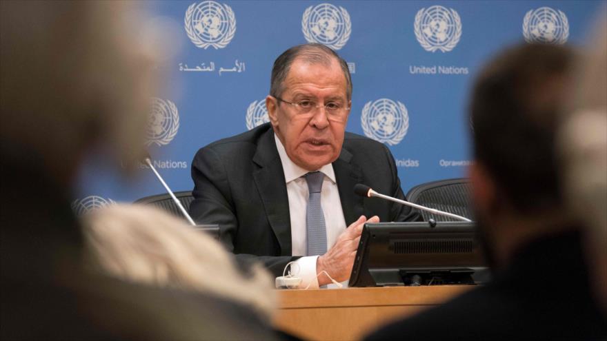 El ministro de Exteriores de Rusia, Serguei Lavrov, habla en una rueda de prensa en la sede de la ONU en Nueva York (EE.UU.), 19 de enero de 2018.