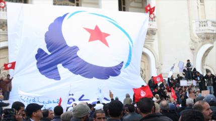 EAU gasta millones en Túnez para que los HHMM no lleguen al poder