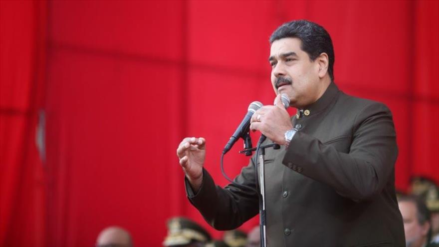 El presidente de Venezuela, Nicolás Maduro, da un discurso en el palacio de Miraflores, Caracas, 16 de enero de 2018.