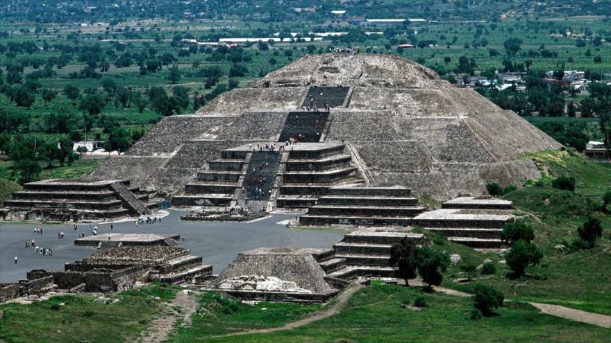 Una panorámica de las pirámides de Teotihuacán, ciudad sagrada situada a 60 kilómetros de la Ciudad de México.