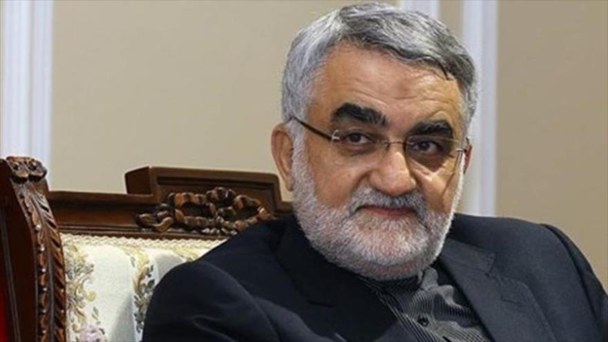 El presidente de la Comisión de Seguridad Nacional y Política Exterior del Parlamento de Irán (Mayles), Alaedin Boruyerdi.