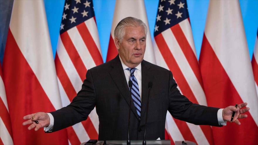 El secretario de Estado de EE.UU., Rex Tillerson, en una conferencia de prensa conjunta con su par polaco en Varsovia, 27 de enero de 2018.
