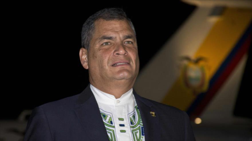 El presidente de Ecuador, Rafael Correa, en el aeropuerto Rafael Núñez, Colombia, 28 de octubre de 2016.