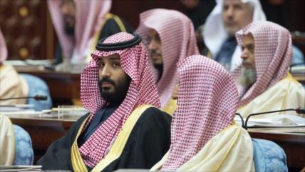 Régimen saudí aumenta prestaciones de familia real tras la purga