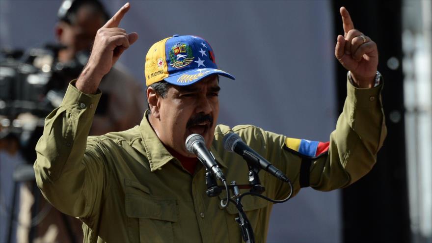 Venezuela arremete contra EEUU por amenaza de embargo petrolero
