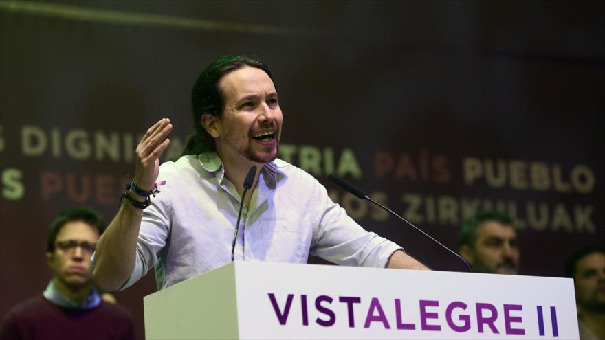 Pablo Iglesias, secretario general de Podemos, habla en el palacio de Vistalegre en Madrid, capital de España, 11 de febrero de 2017.