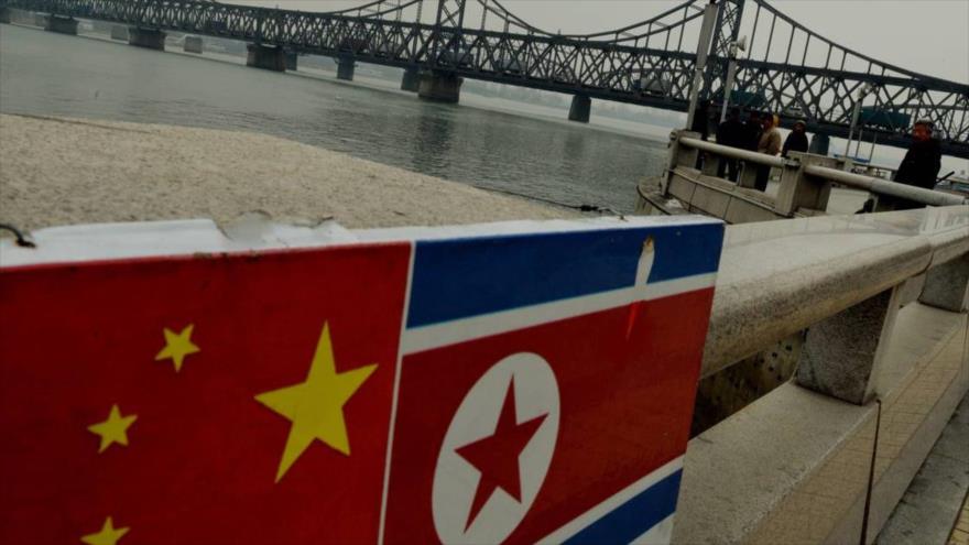 Puente en la frontera entre Corea del Norte y China en la localidad china de Dandong.