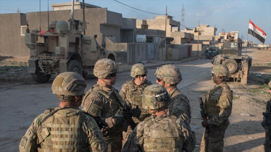 Varios soldados estadounidenses en Irak.