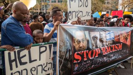 Vídeo: Miles de africanos protestan contra ‘plan racista’ israelí