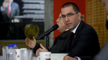 Venezuela acusa a Chile de ‘apostar por fracaso’ de diálogos