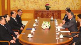 Presidente surcoreano se reúne con la hermana del líder norcoreano