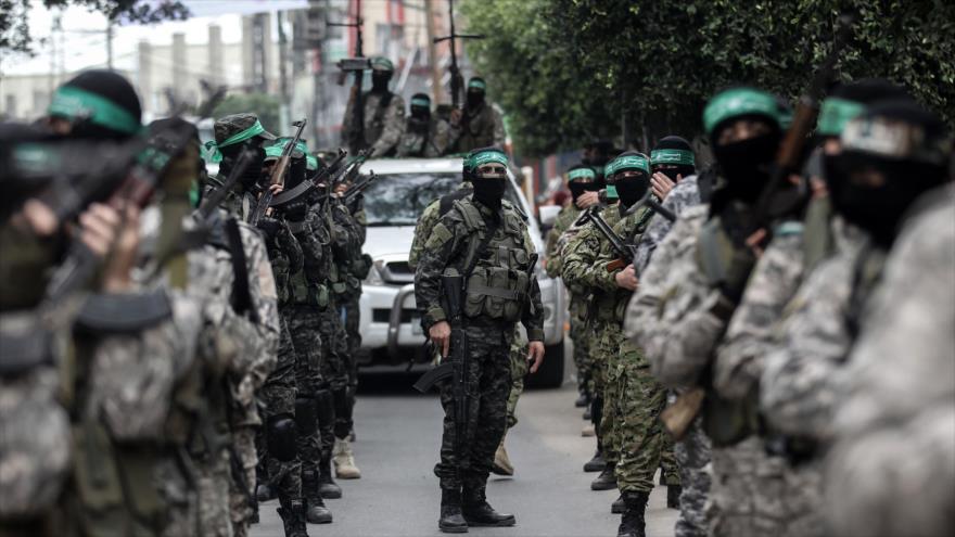 Miembros del brazo armado de HAMAS, las Brigadas Ezzedin Al-Qassam, en un desfile en Gaza, 5 de diciembre de 2017.