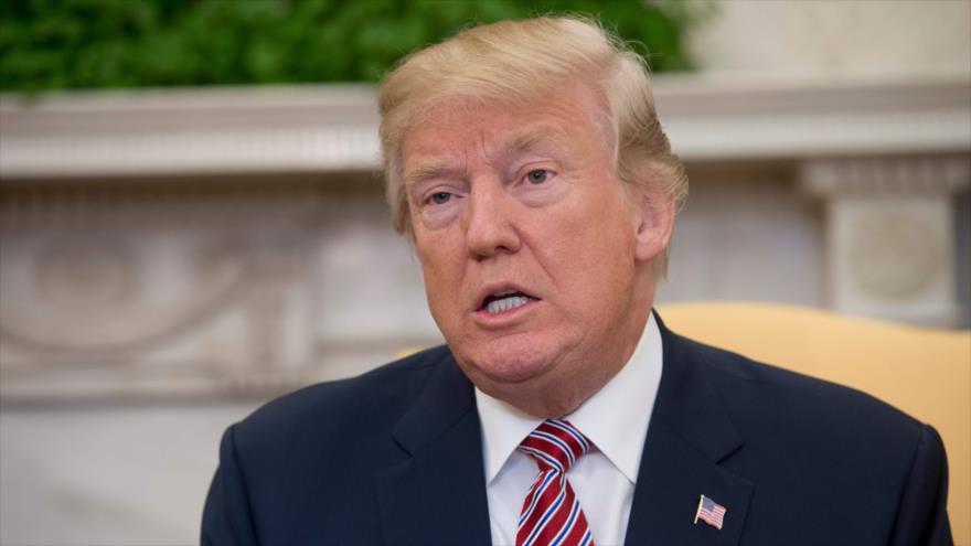 El presidente de EE.UU., Donald Trump, en una comparecencia en el Despacho Oval de la Casa Blanca, 9 de febrero de 2018.