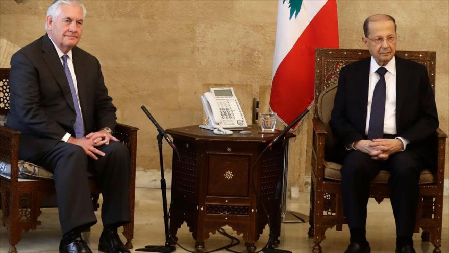 El presidente de El Líbano, Michel Aoun (dcha.), y el secretario de Estado de EE.UU., Rex Tillerson, en Beirut, 15 de febrero de 2018.