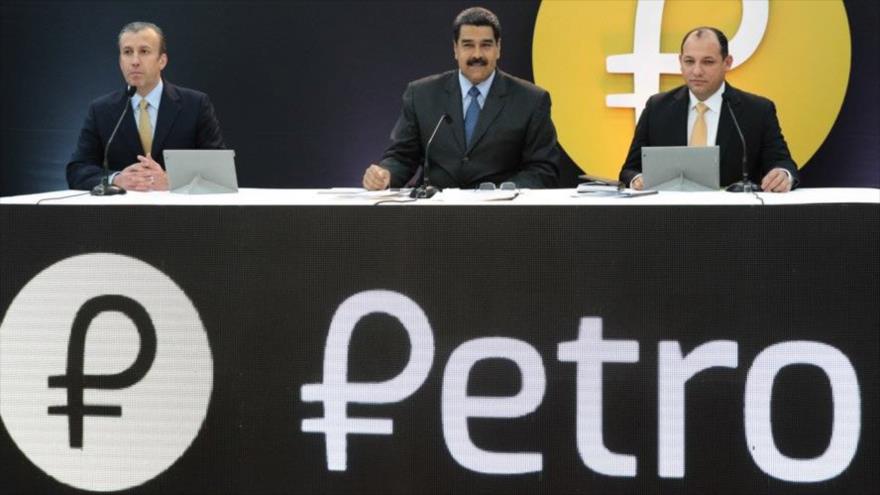 Maduro alaba preventa del petro: arrancamos por lo alto