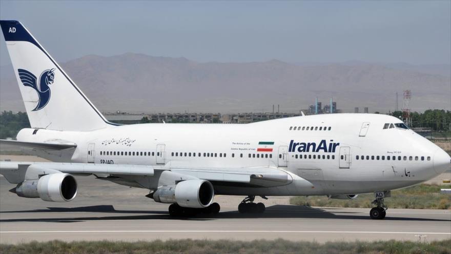Un avión Boeing 747SP de la aerolínea estatal Iran Air.