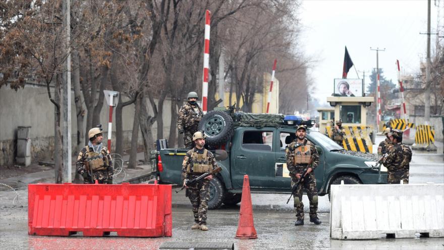 Al menos tres muerto tras atentado suicida en Kabul
