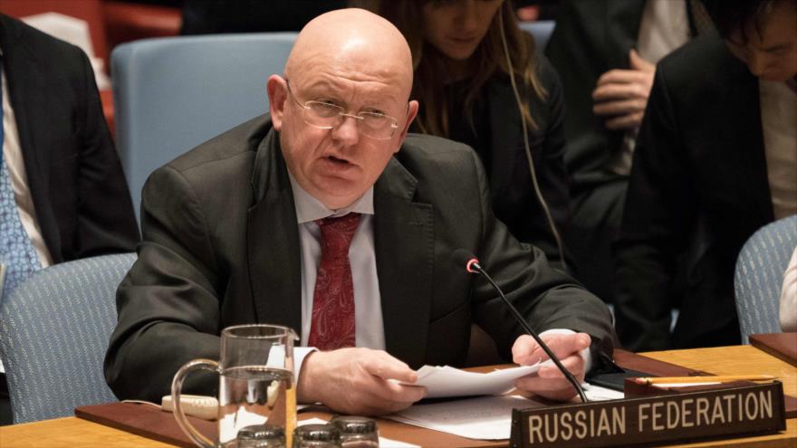 El embajador ruso en las Naciones Unidas, Vasili Nebenzya, en el Consejo de Seguridad tras aprobarse una resolución para Siria, 24 de febrero de 2018.