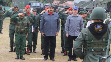 Maduro destaca plan de defensa ante cualquier amenaza en Venezuela