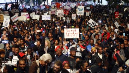 Protestan en Tel Aviv contra plan israelí de deportar a africanos