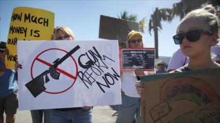 Siguen las protestas contra las armas con un boicot a Florida