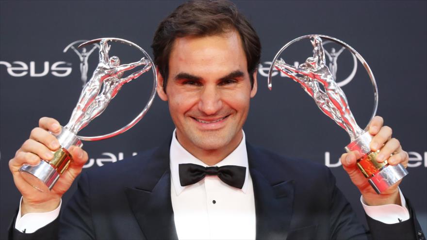 Roger Federer fue elegido como el Mejor Deportista del Año y el Mejor Regreso del Año en los Premios Laureus, 27 de febrero de 2018.
