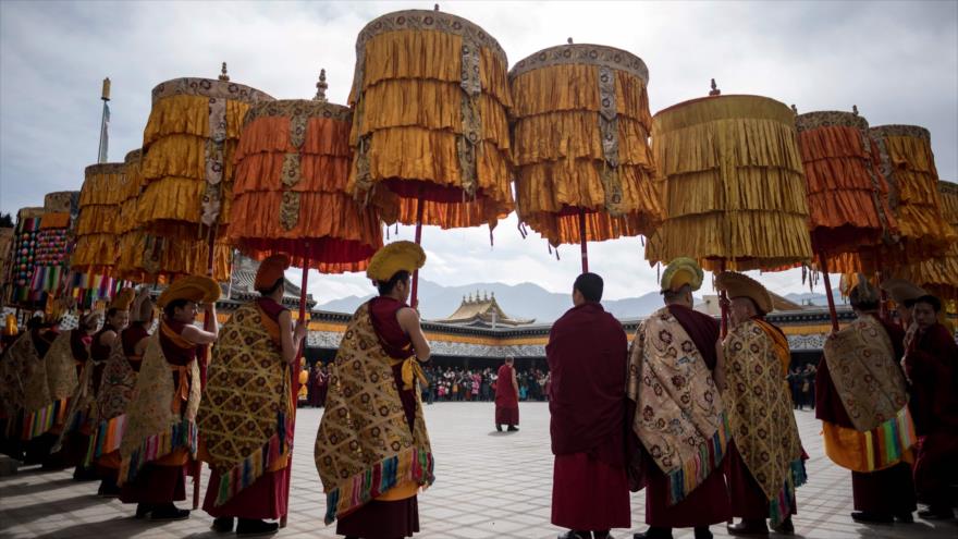 Los tibetanos en China celebran Año Nuevo Lunar