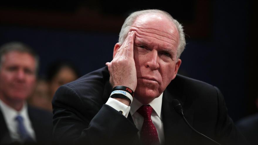 El exdirector de la CIA John Brennan testifica ante el Comité Permanente de Inteligencia en el Capitolio, Washington, 23 de mayo de 2017.