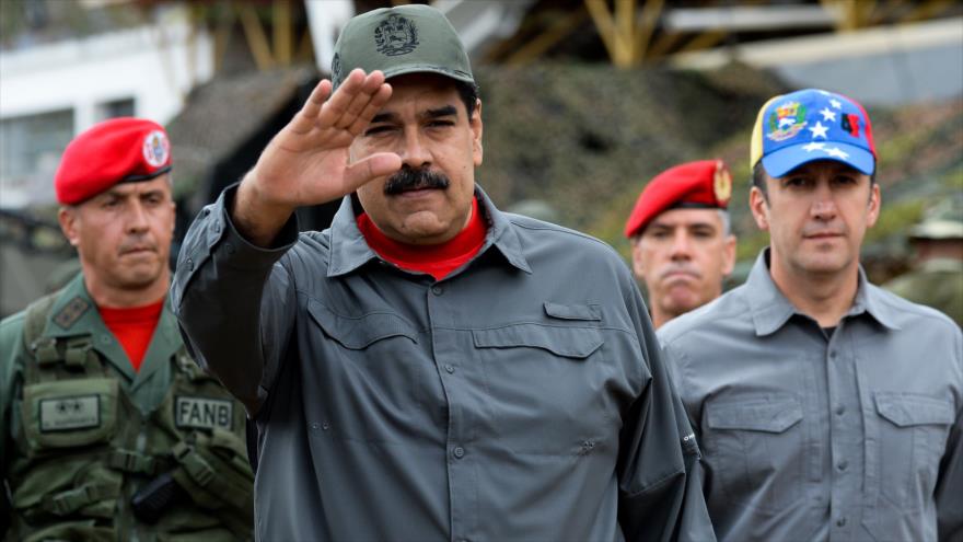 El presidente de Venezuela, Nicolás Maduro, durante un ejercicio militar, celebrado en Caracas, la capital, 24 de febrero de 2018. 