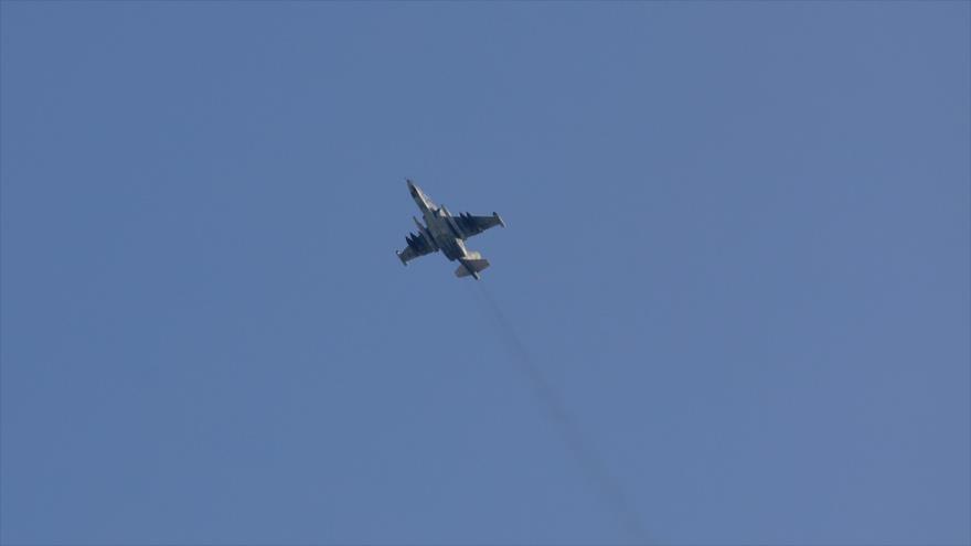 Vídeo: Aviones rusos bombardean fortalezas de rebeldes en Hama