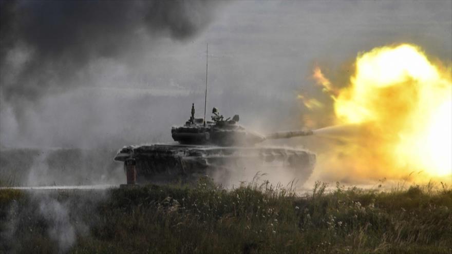 Un tanque T-90, de fabricación rusa, en el foro militar internacional Army-2015 en Kubinka, fuera de Moscú, 22 de agosto de 2017.