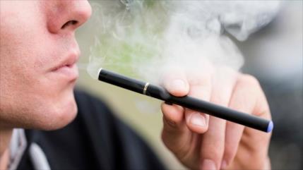 Estudio: cigarrillos electrónicos sin combustión no son inocuos